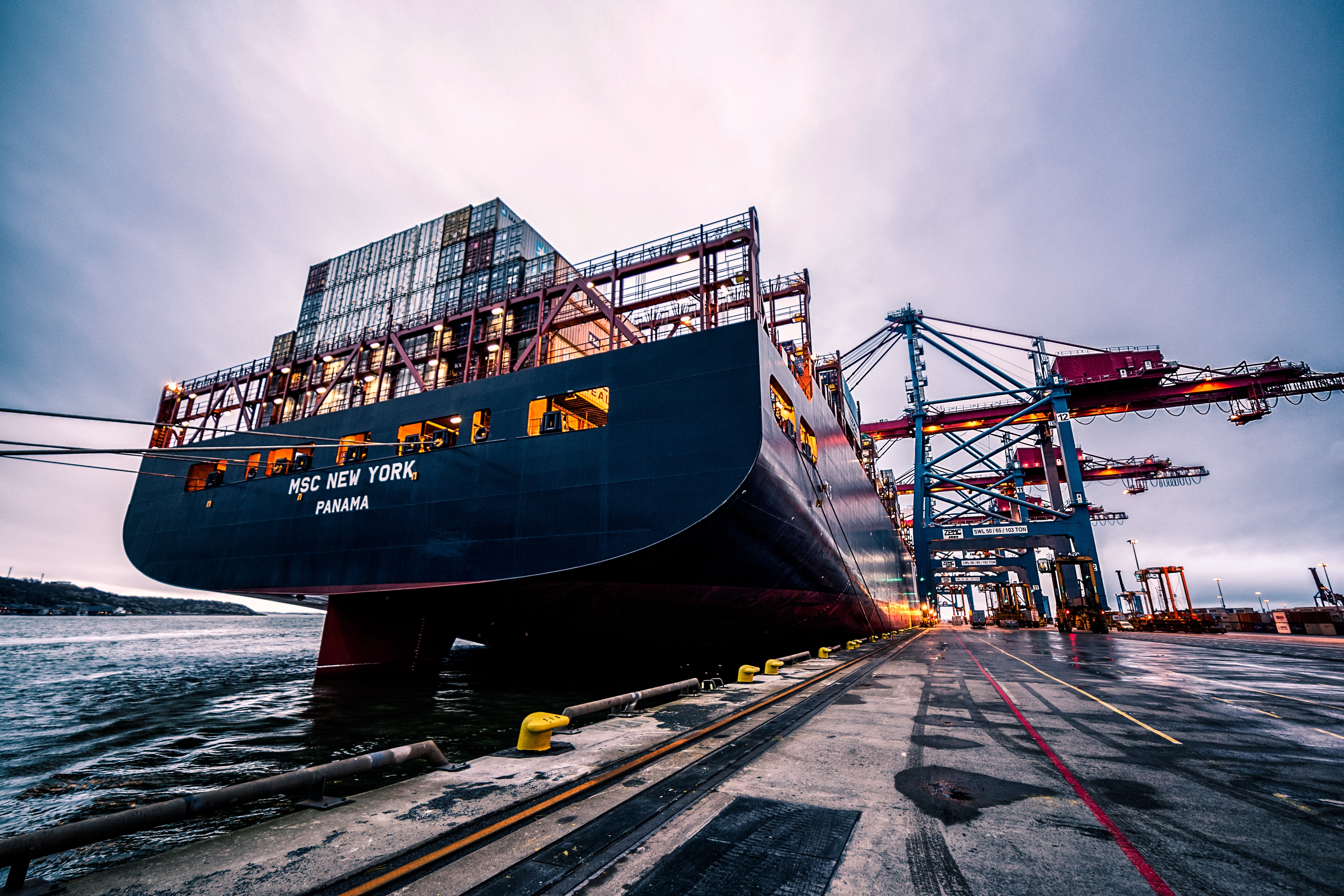 Freight ship